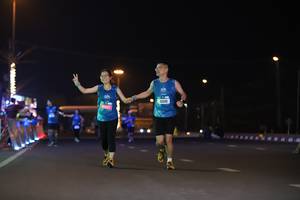 BIB: 41048
                            <button type="button" onclick="openModal(20720919)" class="btn btn-primary btn-sm float-right btn-popup" data-toggle="modal" data-target=".modal-high-quality">
                        <i class="fas fa-shopping-cart"></i> Add to Cart
                    </button>
                                            <button type="button" onclick="isThisMe(20720919, true)" class="btn btn-success btn-sm float-right btn-popup btn-isme hidden" data-toggle="tooltip" data-placement="bottom" title="นี่คือรูปของคุณใช่ไหม คลิกที่นี่เพื่อเอาเข้าอัลบั้ม">
                        <i class="fas fa-plus"></i> Add to album
                    </button>
                    <button type="button" onclick="isThisMe(20720919, false)" class="btn btn-warning btn-sm float-right btn-popup btn-isnotme hidden">
                        <i class="fas fa-ban"></i> Remove from album
                    </button>